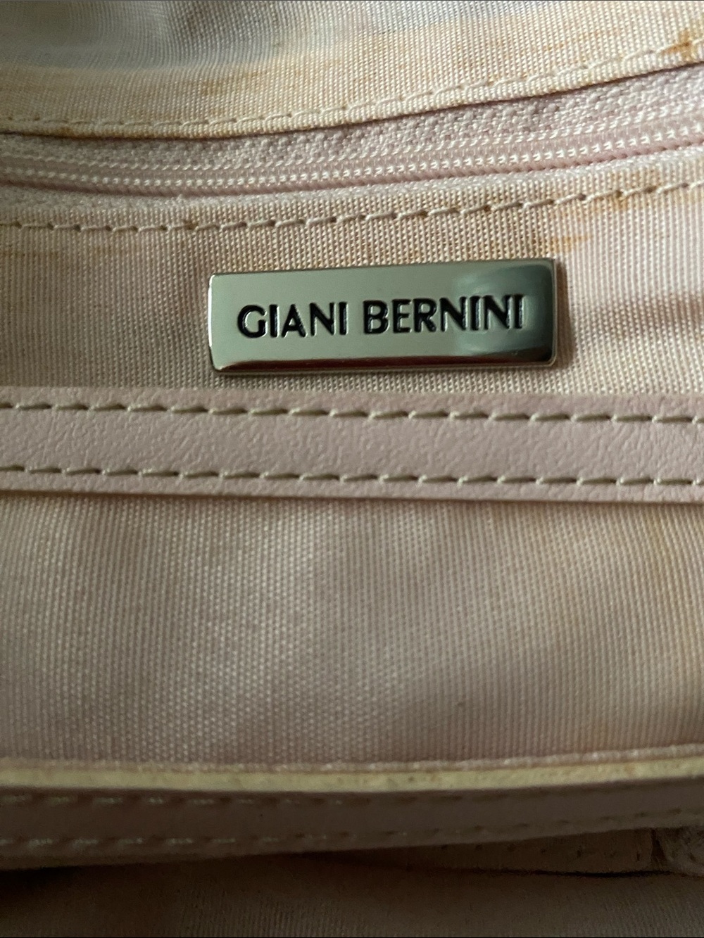 Giani Bernini Red Leather Satchel with Light Pink Initial Accent - Picture 6 of 8